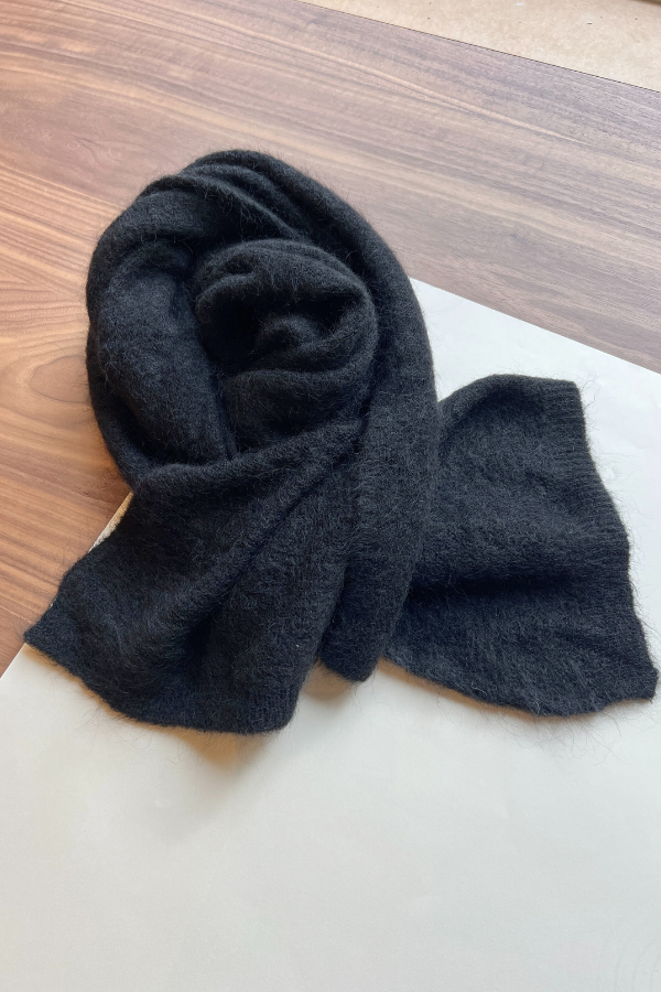 20103 Scarf Noir