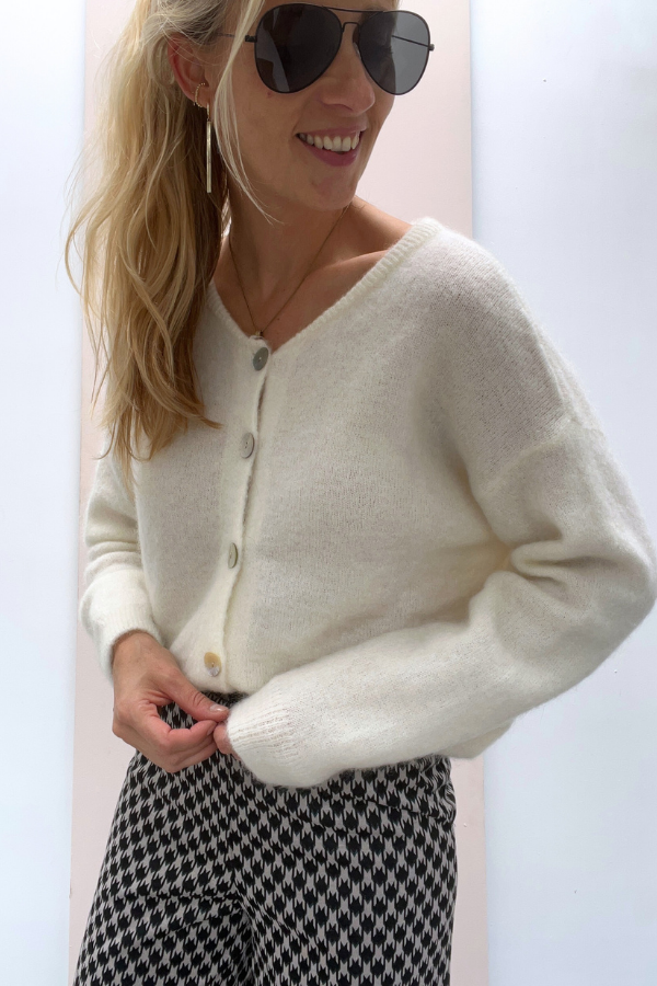 2098 Cardigan Ecru
