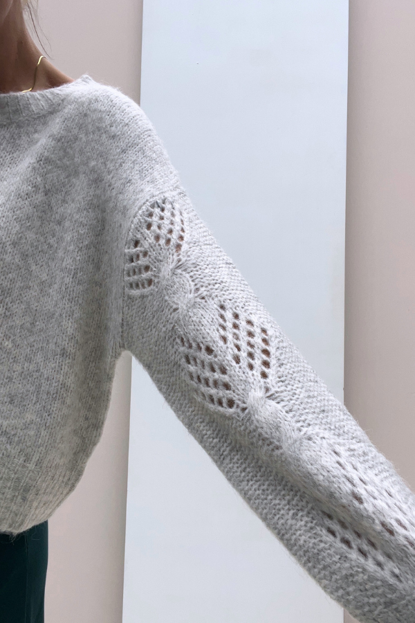 23203003 Pull Grey