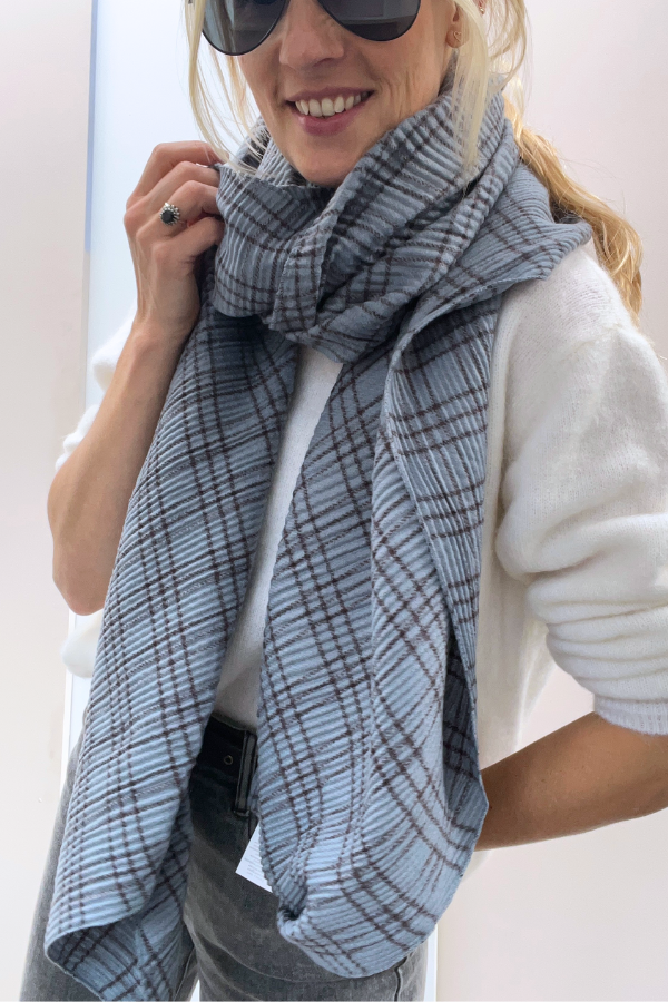 23278001 Scarf Blue