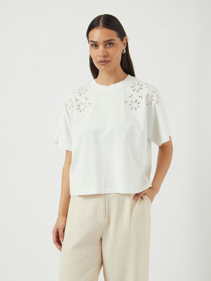Yassally 26037806 Tshirt Star White