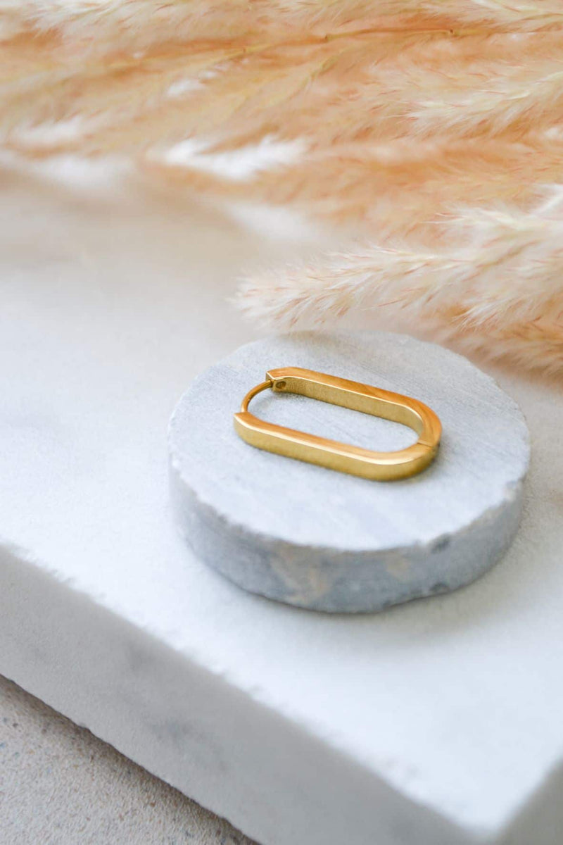 Oval Hoop Gold