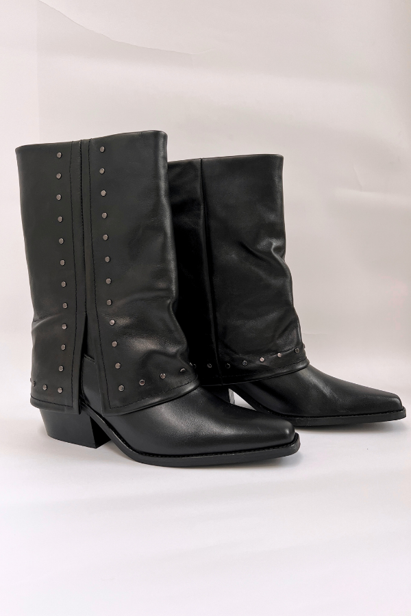 AQ306 Boots Borchi Nero