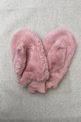 Biche Mittens Light Rose