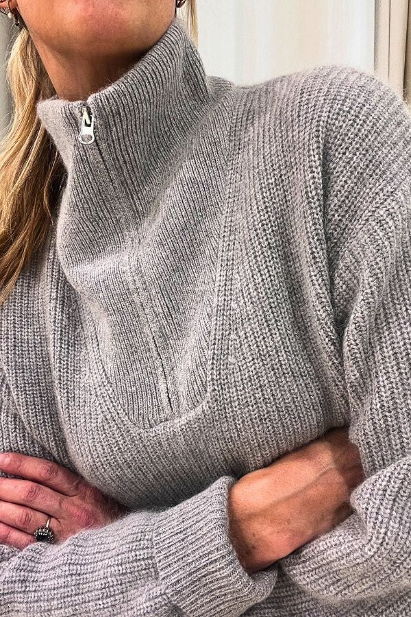 Breckenridge Pull Pearl Grey