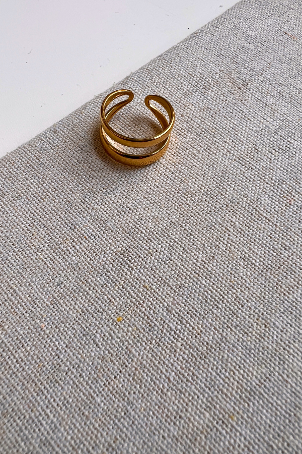 Nisha Ring Gold