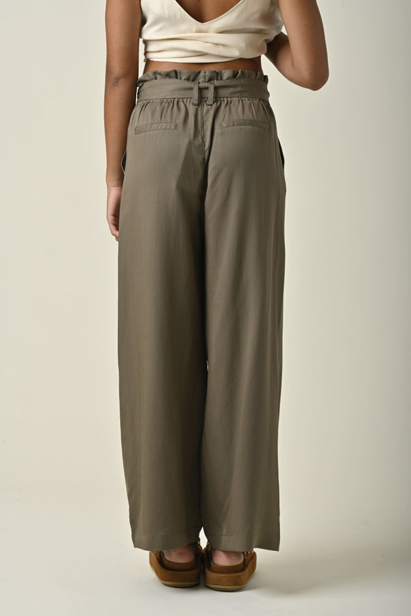 Nami PT281E25P2 Trousers Khaki
