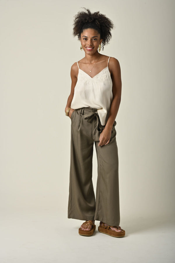 Nami PT281E25P2 Trousers Khaki