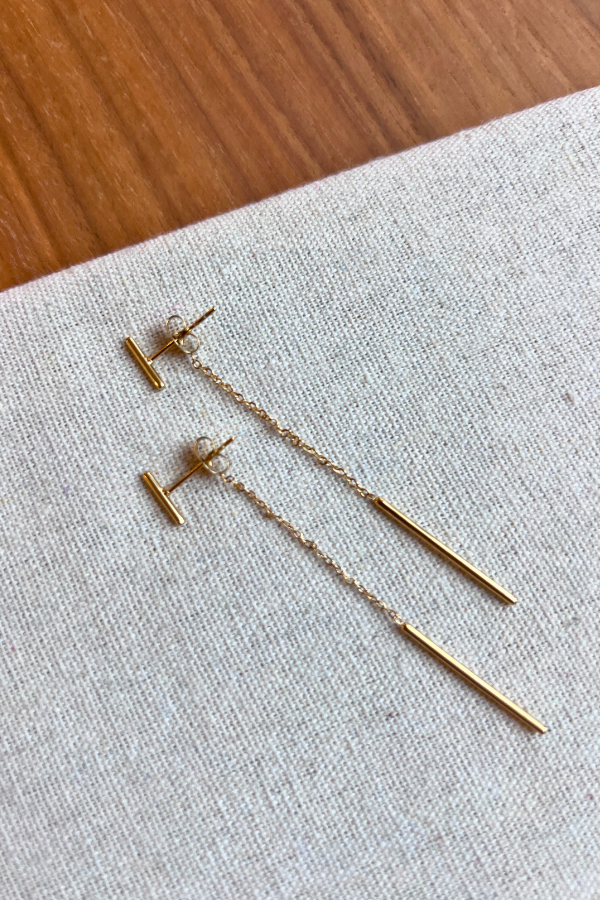 Solo Earrings Gold