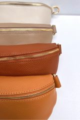 552662 Belt Bag ecru