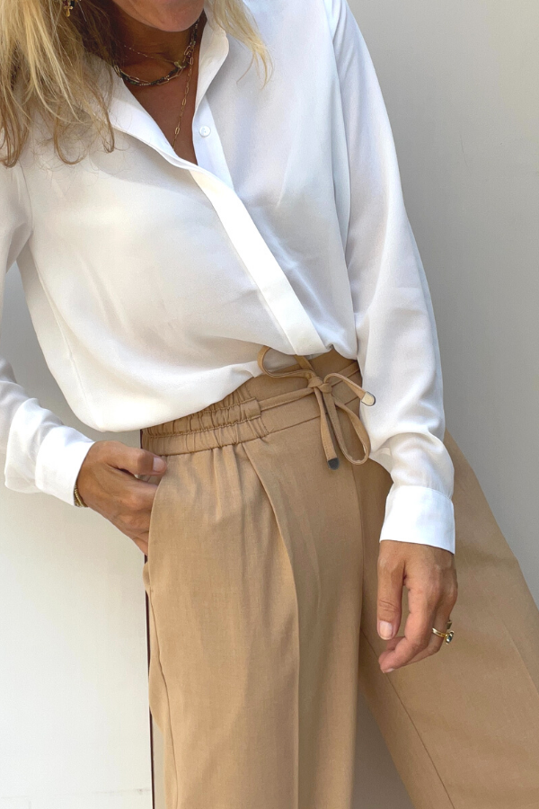 Danta 20810876 Trousers Tannin
