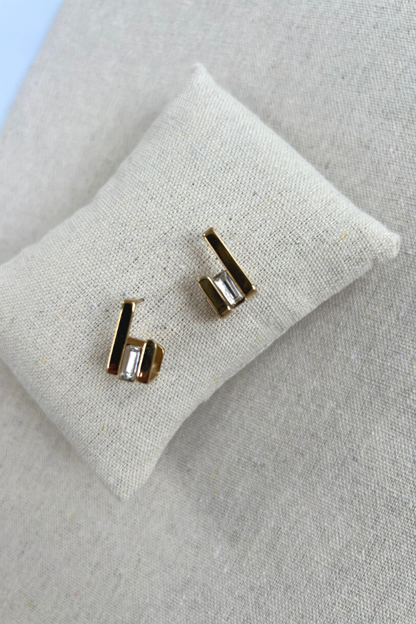 14ST22521 Earrings White