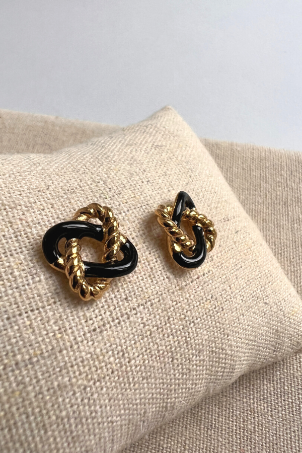 Pem Earrings Black