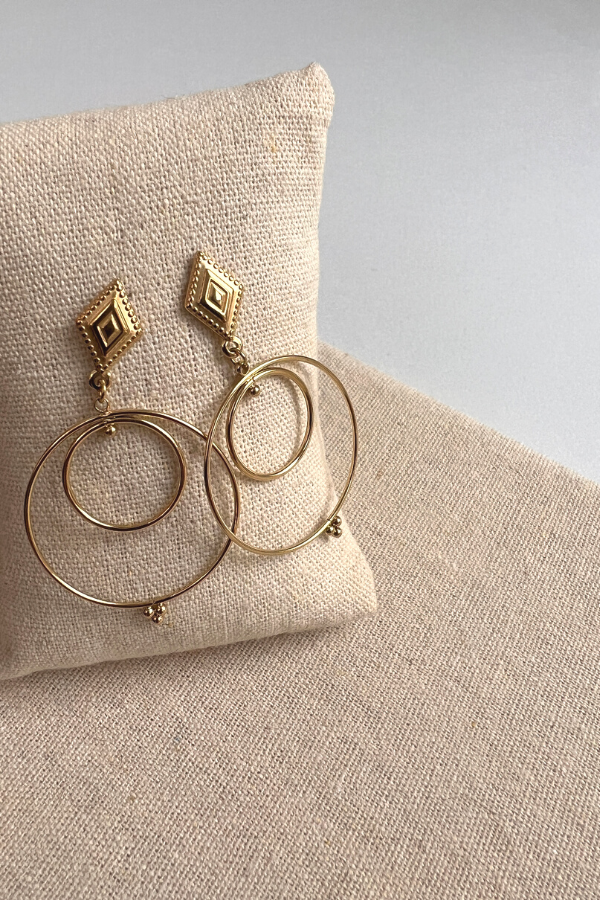 Plien Earrings Gold